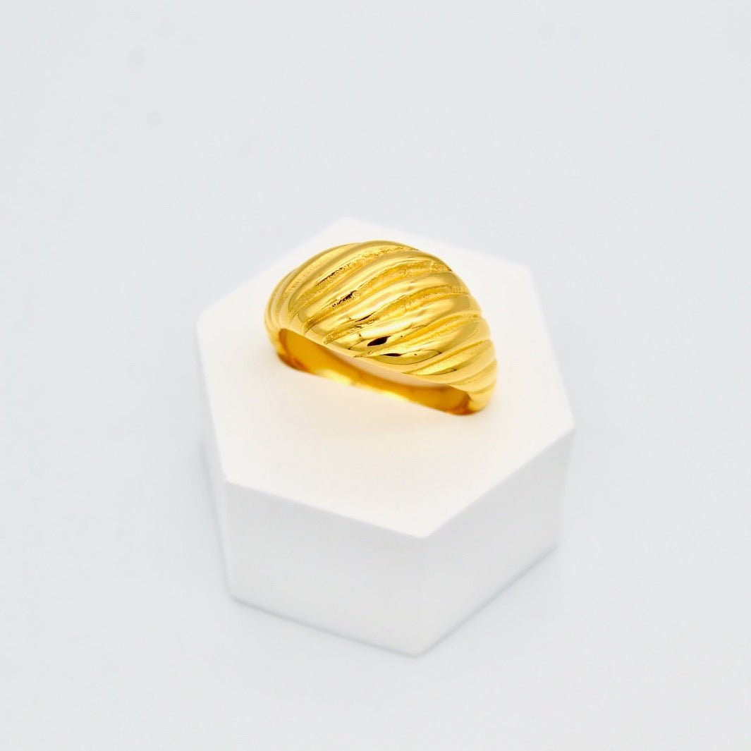 "Alkmine" - Chunky Croisant Ring - Aella Design Jewelry