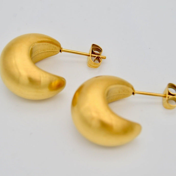 "Atlantida" - Minimalist Matte Gold Chunky Hoop Earrings - Aella Design Jewelry