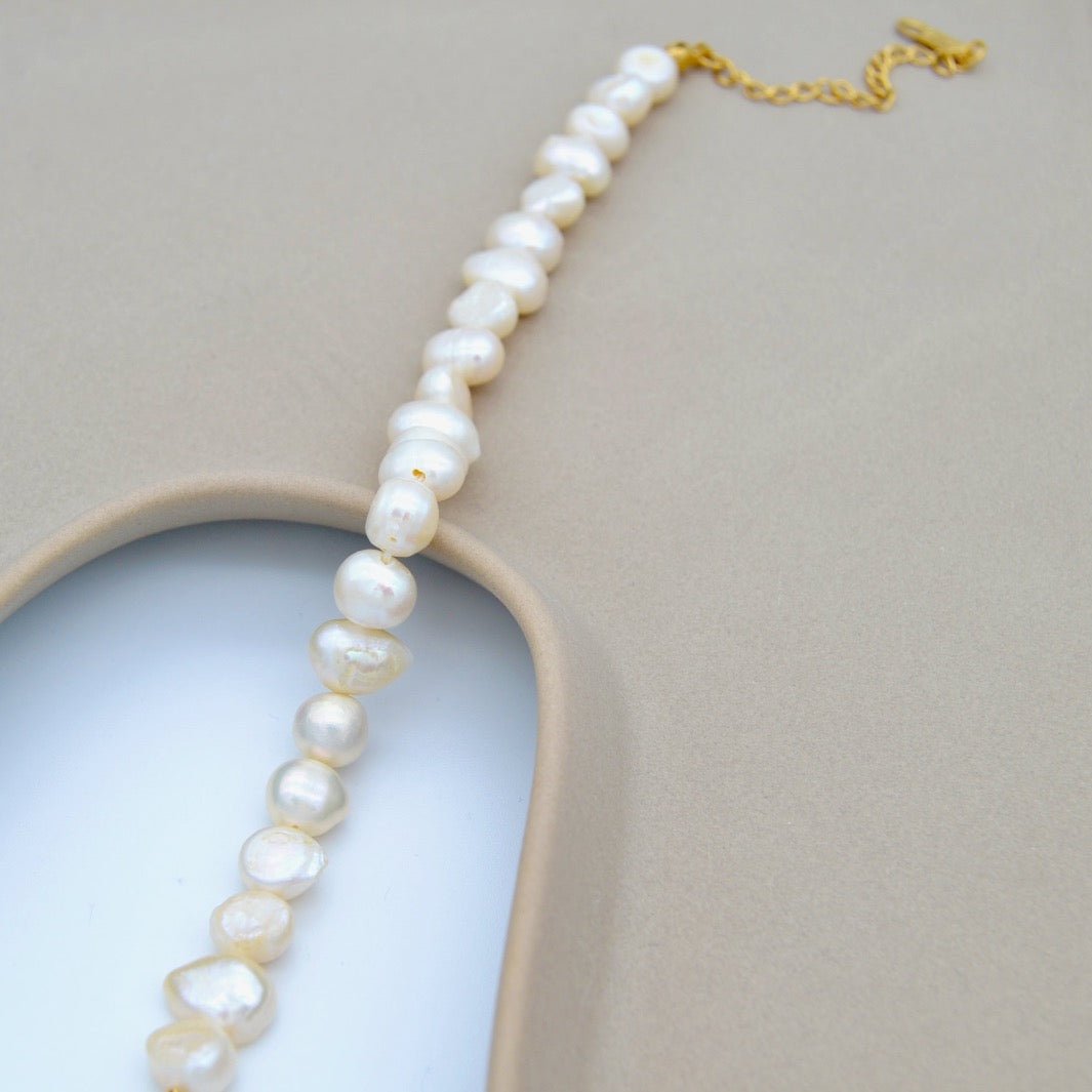 "Melina" - Freshwater Pearls Bracelet - Aella Design Jewelry