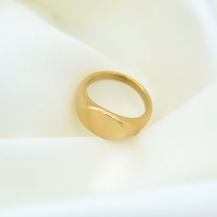 "Pallas" - Minimalist Signet Ring - Aella Design Jewelry