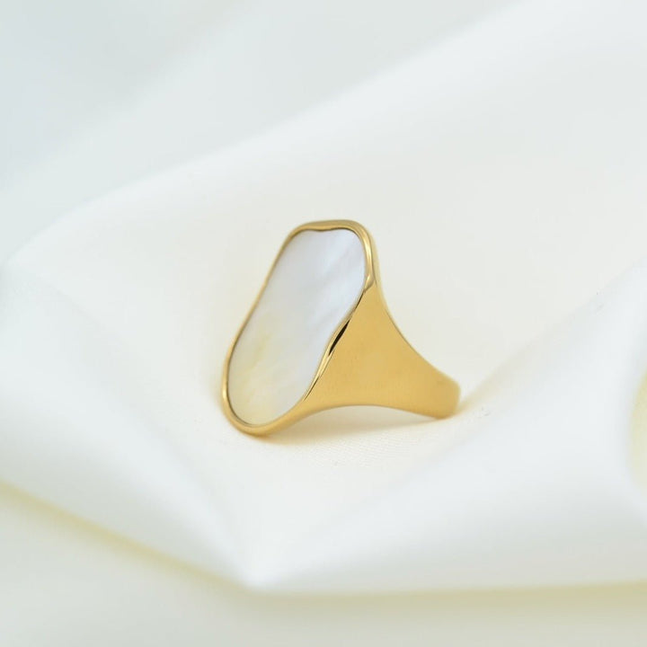 "Pherusa" - Sea Shell Ring - Aella Design Jewelry